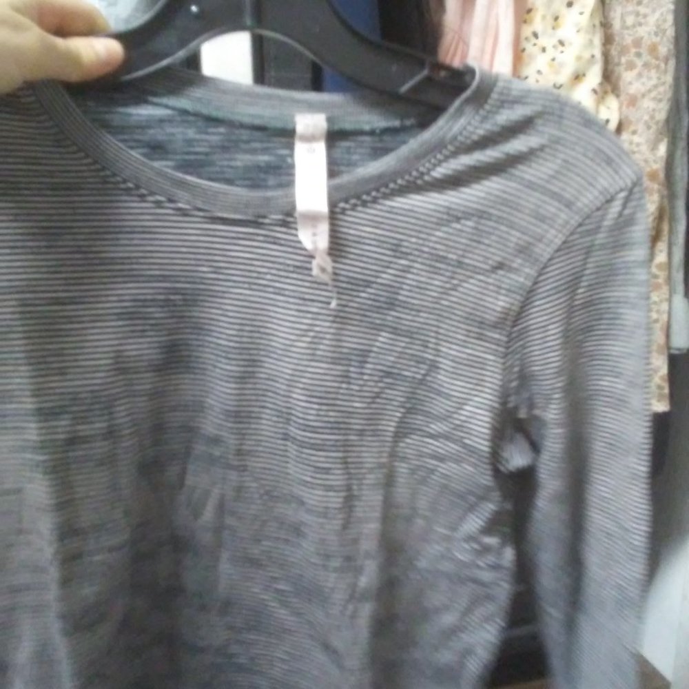Lululemon Sport Shirt